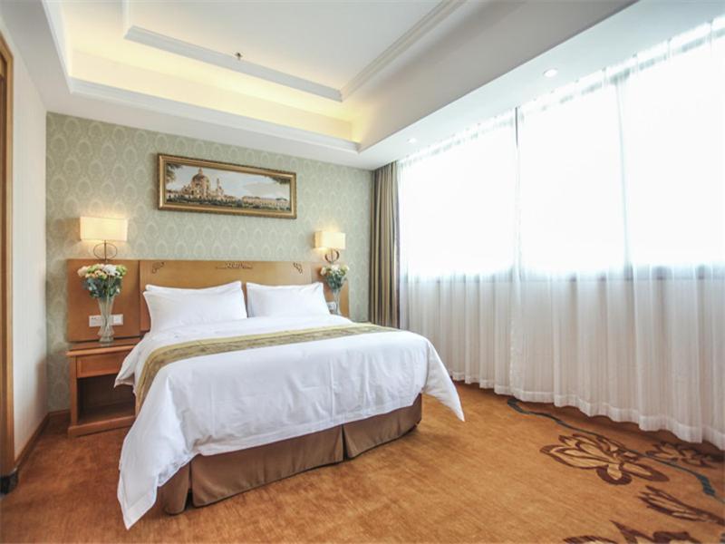 Vienna Hotel Fuzhou Linchuan Avenue Экстерьер фото